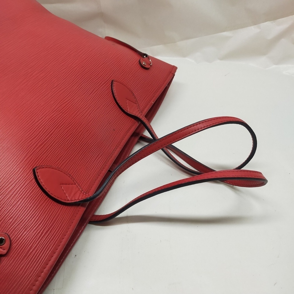 Louis Vuitton Neverfull MM Red Epi - Picture 4 of 9